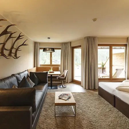 Szálloda Almhof Family Und Wellness