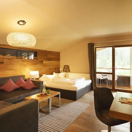 Szálloda Almhof Family Und Wellness