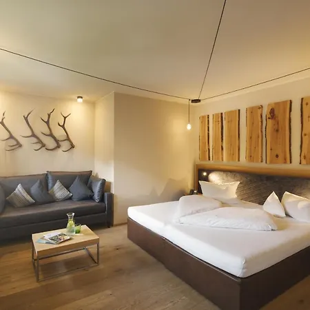 Szálloda Almhof Family Und Wellness