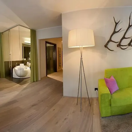 Szálloda Almhof Family Und Wellness