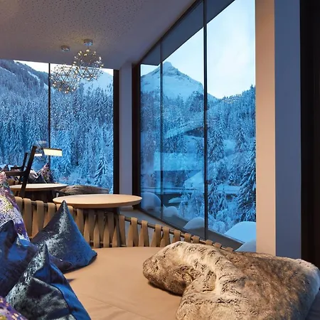 Almhof Family Und Wellness Otel