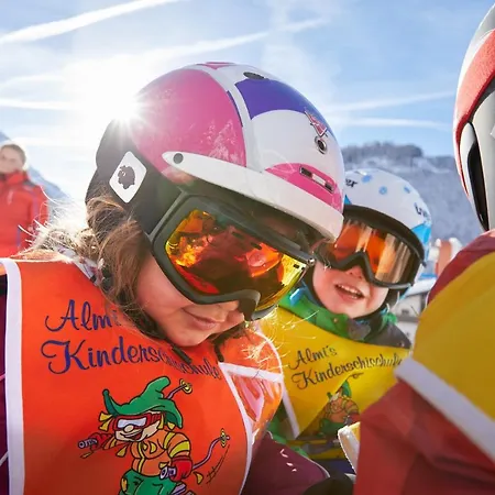 Szálloda Almhof Family Und Wellness