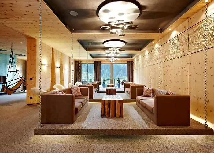 Almhof Family Und Wellness 호텔 4*