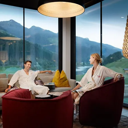 מלון Almhof Family Und Wellness