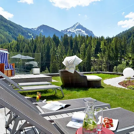 Almhof Family Und Wellness Герлос