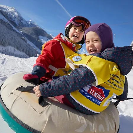 Отель Almhof Family Und Wellness